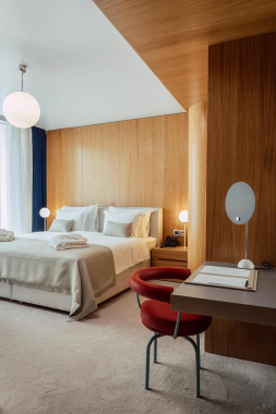 10. MET Boutique Hotel, hotelska soba, furnirane obloge, izvor: Met Boutique Hotel, Booking.com