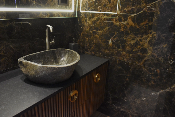 Stan Cvjetni- kupaonica 1