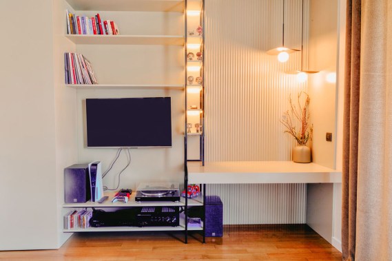 Stan Zagreb, game room